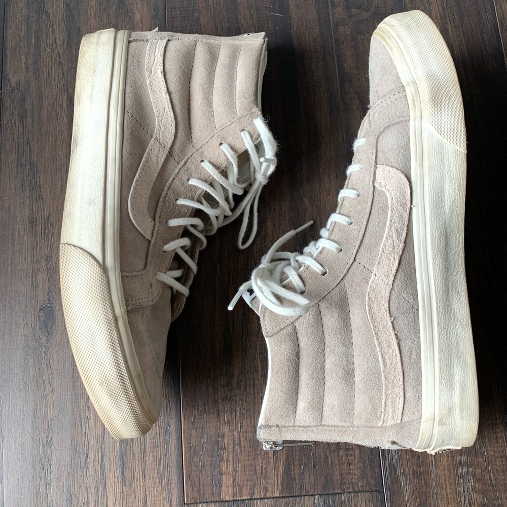 Hi Top gray classic Vans size 8 women’s